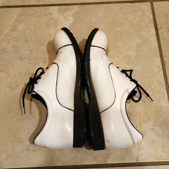 - Walter genuin women's golf shoes size 7 - Picture 5 of 11